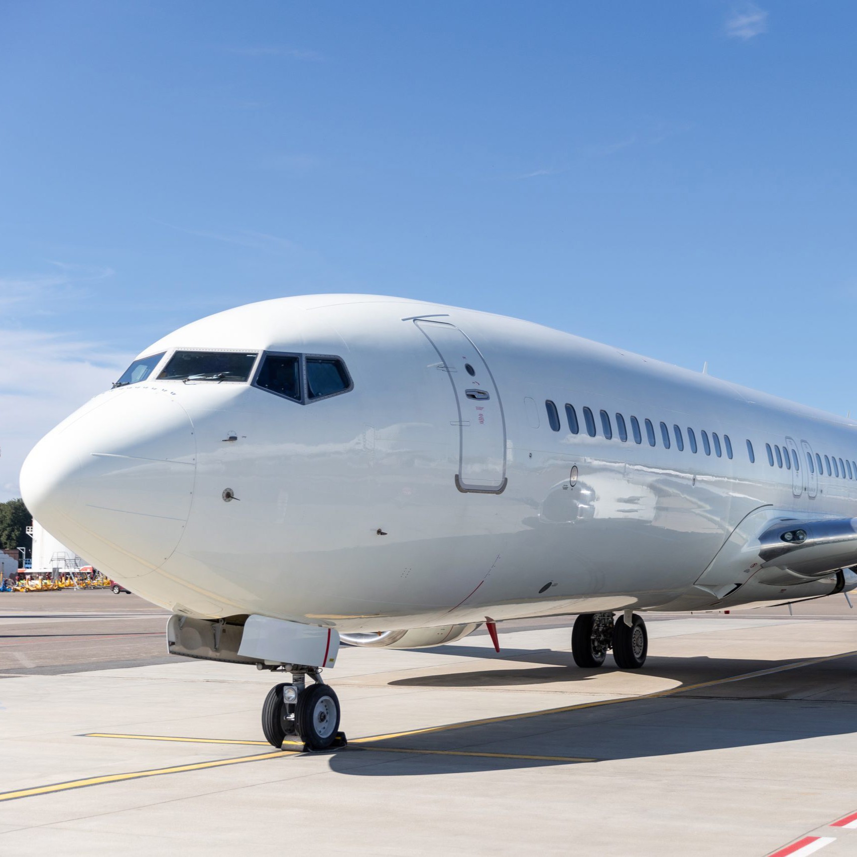 گام راهبردی هلدینگ سُلوان با ورود به صنعت هوانوردی و خرید 2 فروند هواپیمای مسافربری